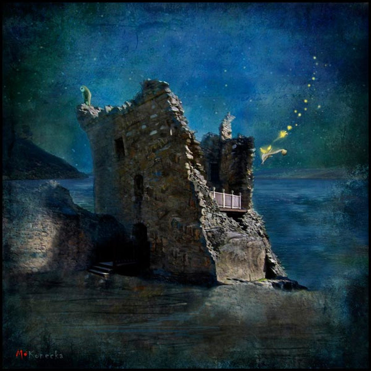 The Castle's Night Time Secret (Urquhart Castle) by Matylda Konecka