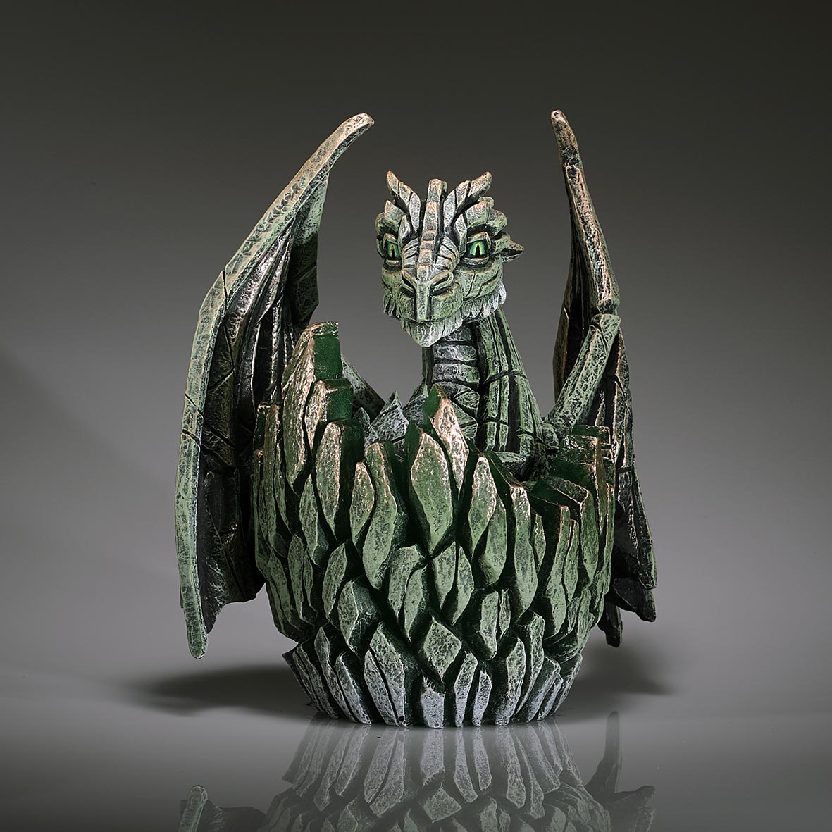 Dragon Egg Illumination Green - Edge Sculpture