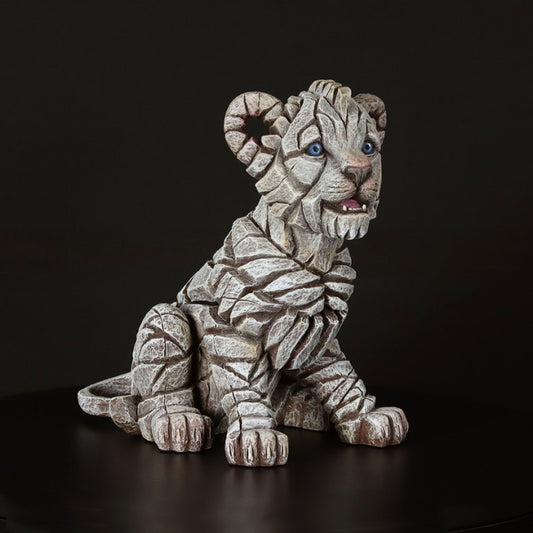Lion Cub White - Edge Sculpture