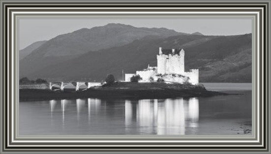 Eilean Donan Castle - Black and White