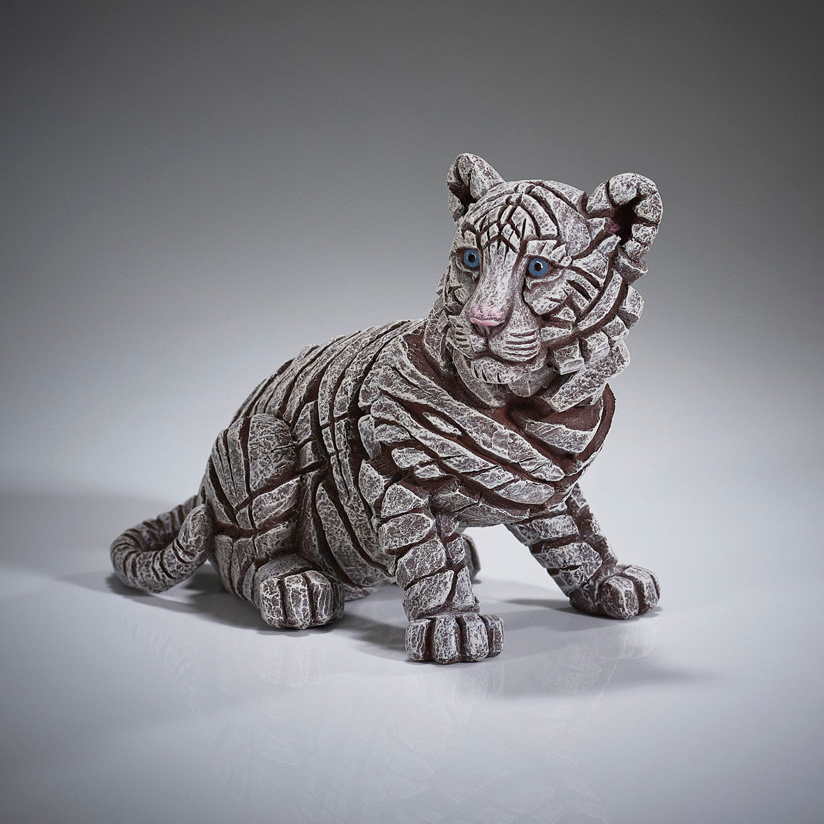 Tiger Cub Siberian - Edge Sculpture
