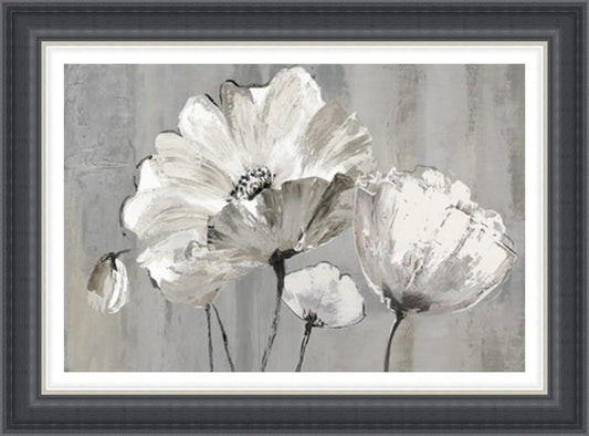 Theatrical Floral (Chorus) by Tania Bello